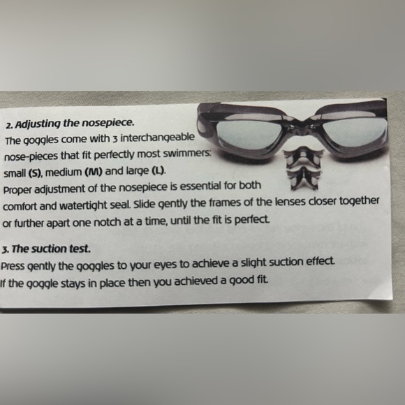 Swim ELITE Swimming Goggles and carrying case - Picture 7 of 9